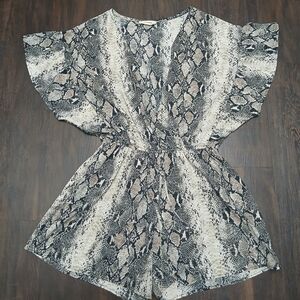 Eesome‎ Snakeskin Print Jumpsuit - Black and Cream